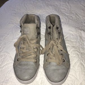 Sneakers by Guess